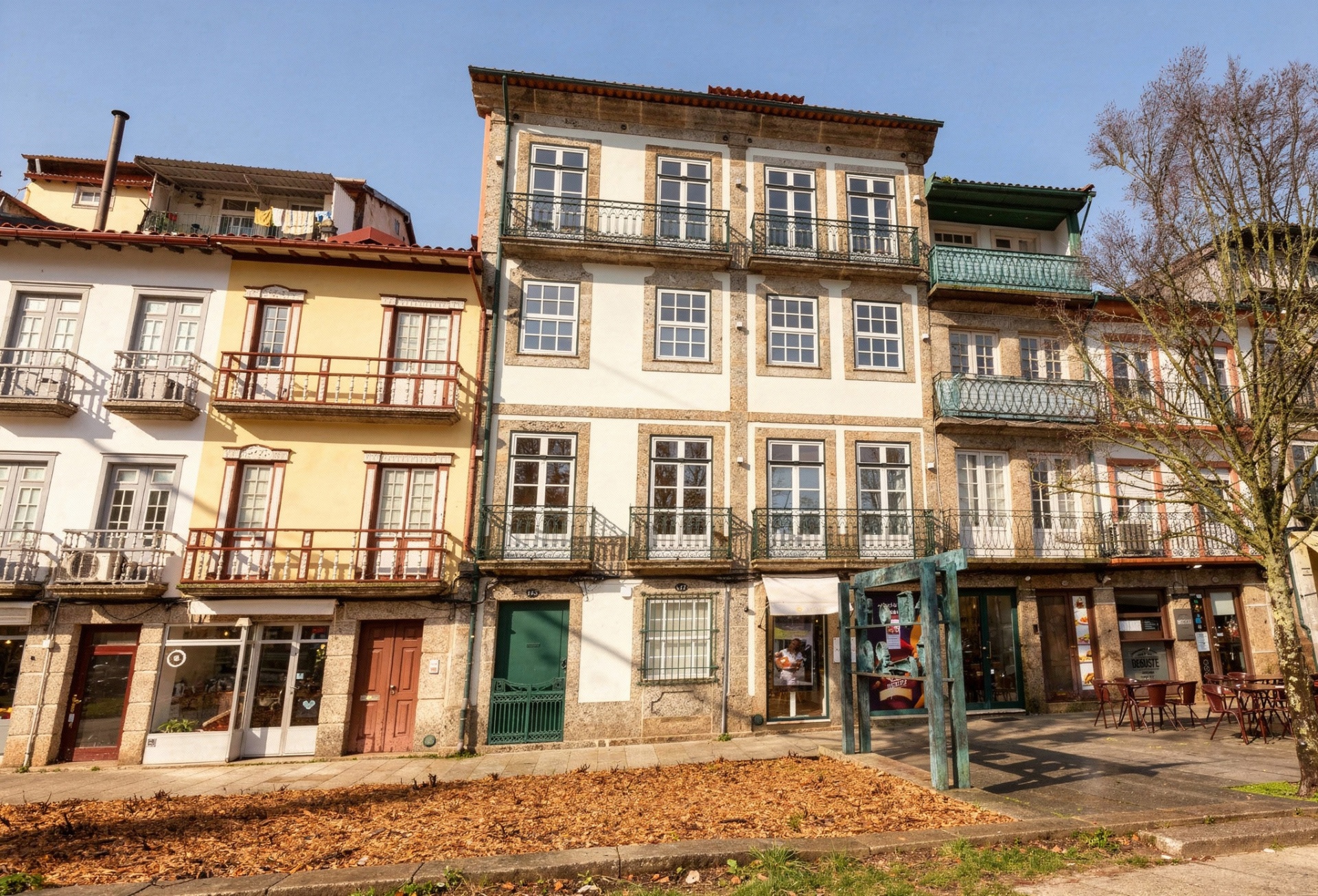 Edifício da Naghini Clinic em Guimarães
